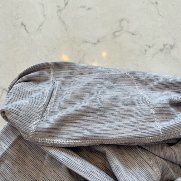 Lululemon Wonder Under Hi-Rise 7/8 Legging 25” in Multi-Grey Size 6 - Picture 9 of 10
